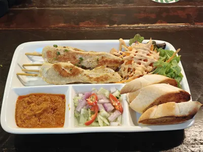 Chicken Satay (ไก่สเต๊ะ)