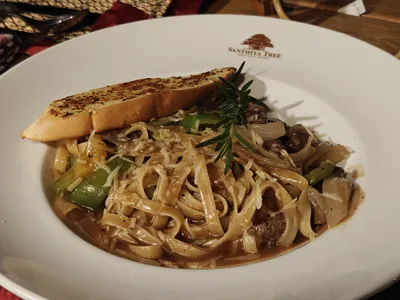 Beef Fettuccine in Brown Sauce